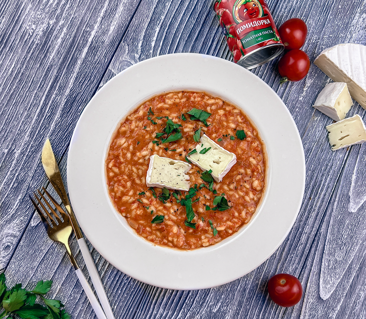 Ризотто с печеными перцами и козьим сыром