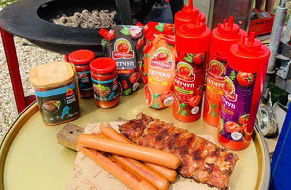 «Помидорка» и «Дымов»: мясо-томатный фестивальный отрыв «Помидорка» и «Дымов»: мясо-томатный фестивальный отрыв